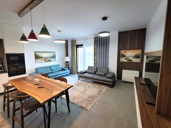 Apartament Qera Apartament ne zonen e Liqenit te Tiranes