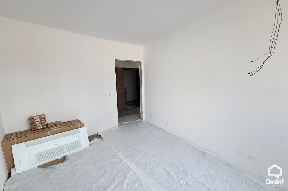 Tirane For Rent Office 1+1 Office for rent at Lake View Residences, Tirana Office qender estetike qender masazhi Residential Complex studio ligjore