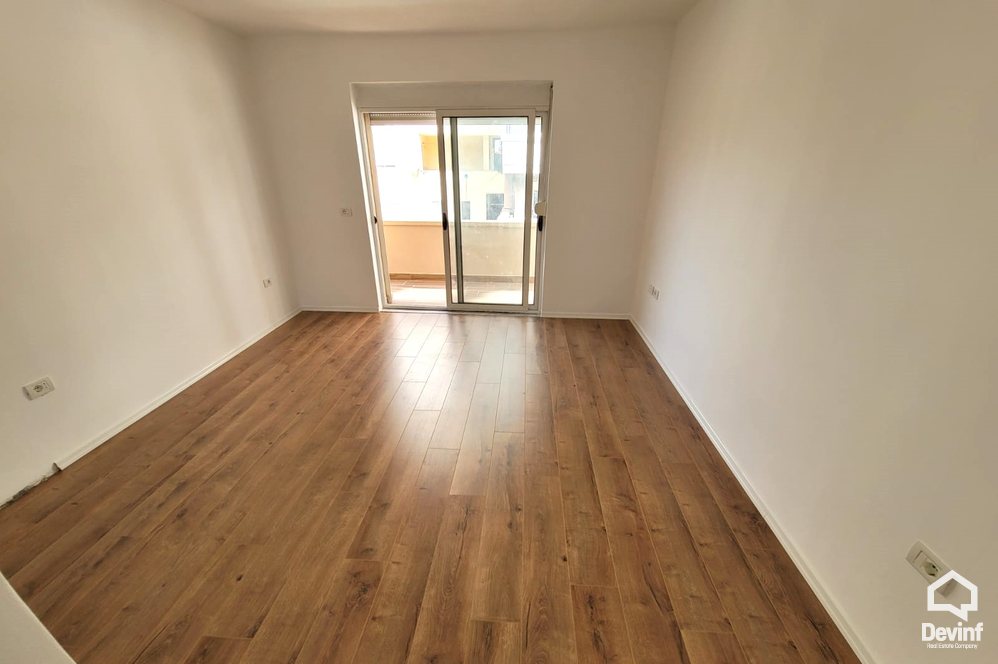 Tirane For Rent Apartment 2+1+A Office in Brryli area, Tirana Office