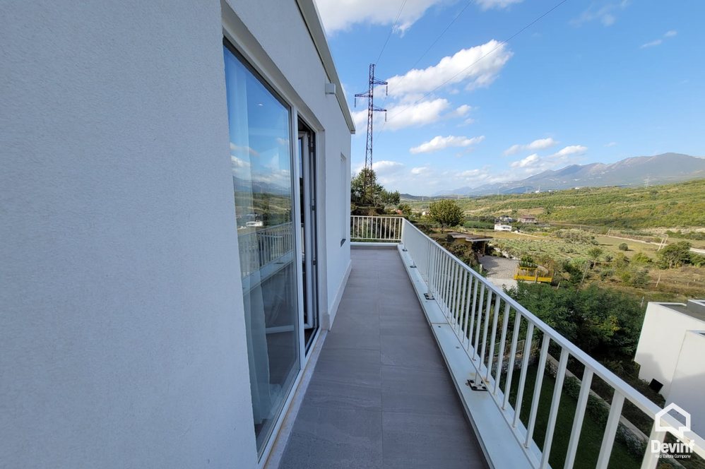 Tirane For Rent Villa 4+1+G Villa in a residential complex on the outskirts of Tirana Villa Residential Complex