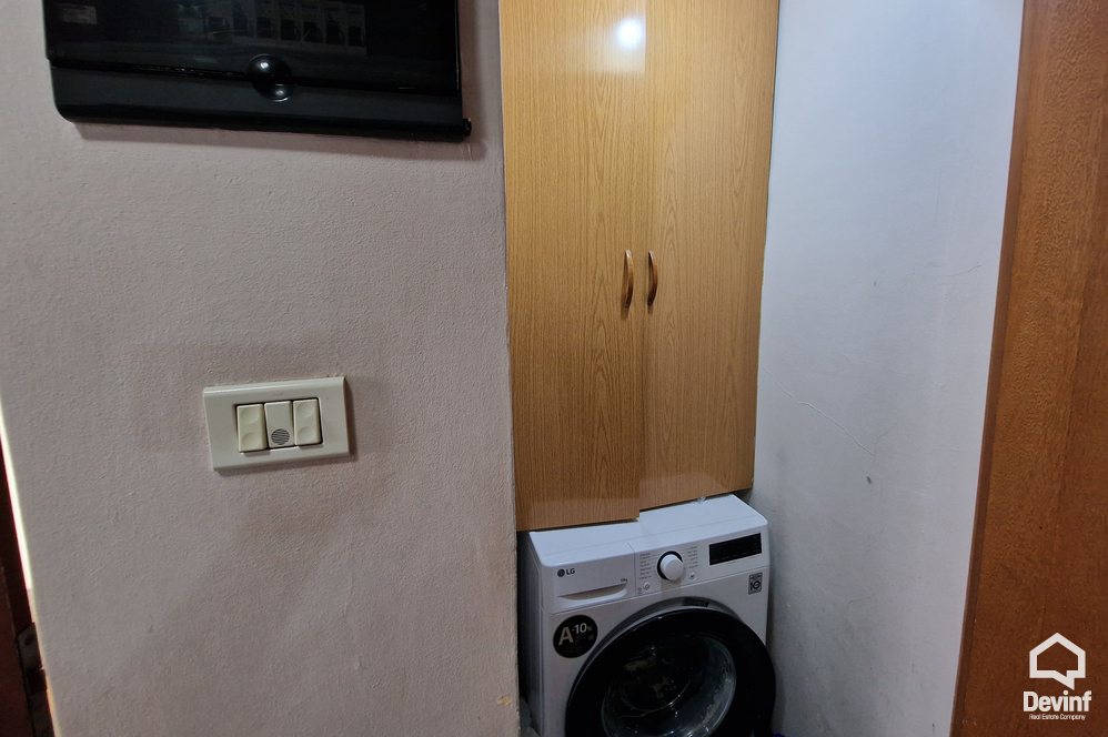Tirane For Sale Office 3+1 Wilson Square Apartment Office qender estetike klinike dentare studio ligjore Booking/AirBnB