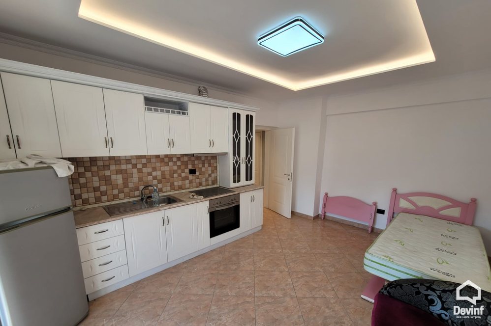 Tirane Qera Apartament 2+1+A Apartament ne Rrugen e Durresit apartament zyre