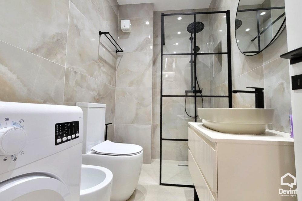 Tirane For Rent Apartment 2+1 Apartment located in Dibra Street Apartment