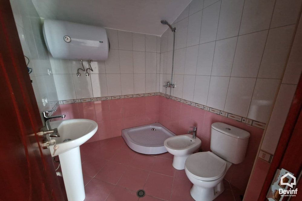 Tirane Shitje Apartament 2+1+A Unaze e Madhe, prane Liqenit te Farkes apartament kompleks rezidencial