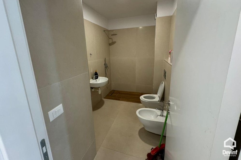 Tirane For Rent Apartment 1+1 Apartment/Office for rent on Kongresi Manastirit Street Office klinike