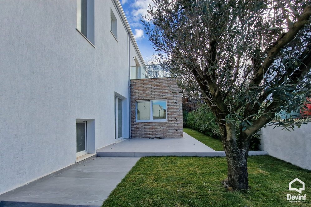 Tirane For Sale Villa  Elysium Residence, Mjull Bathore area Villa Residential Complex vile e bashkangjitur