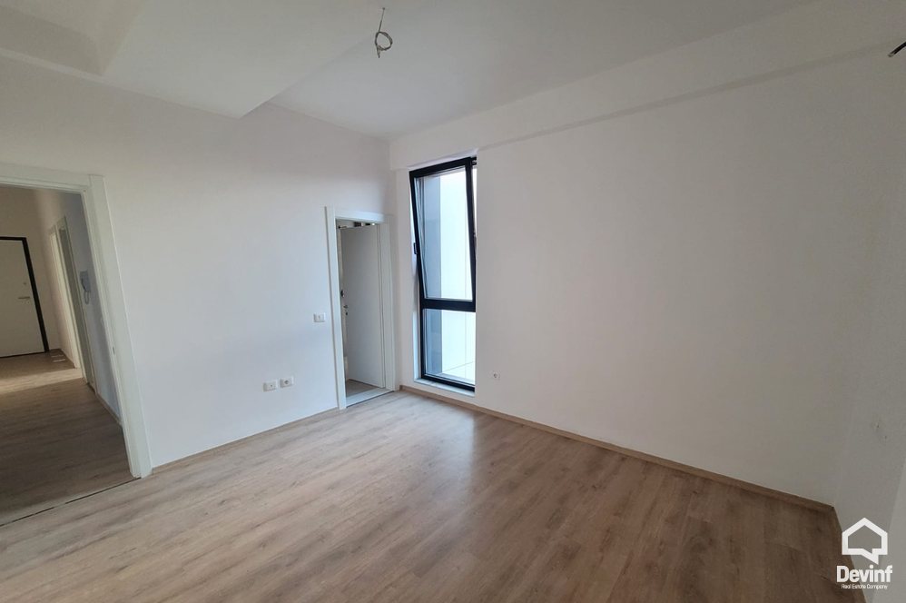 Tirane Qera Apartament 3+1+A Zyre ne Rrugen Myslym Shyri apartament zyre