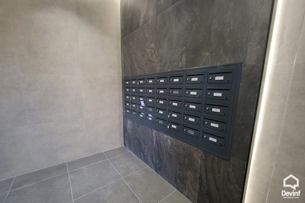 Tirane Qera Apartament 3+1+A Zyre ne Rrugen Myslym Shyri apartament zyre