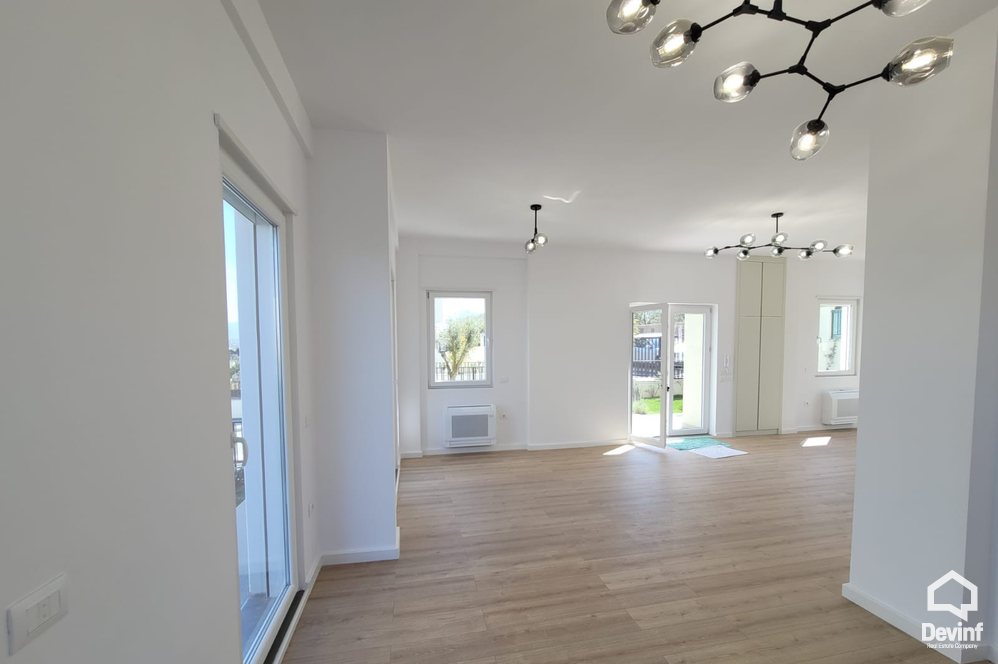 Tirane For Rent Villa 3+1 Villa in the area of Farka, near the city of Tirana Villa Residential Complex