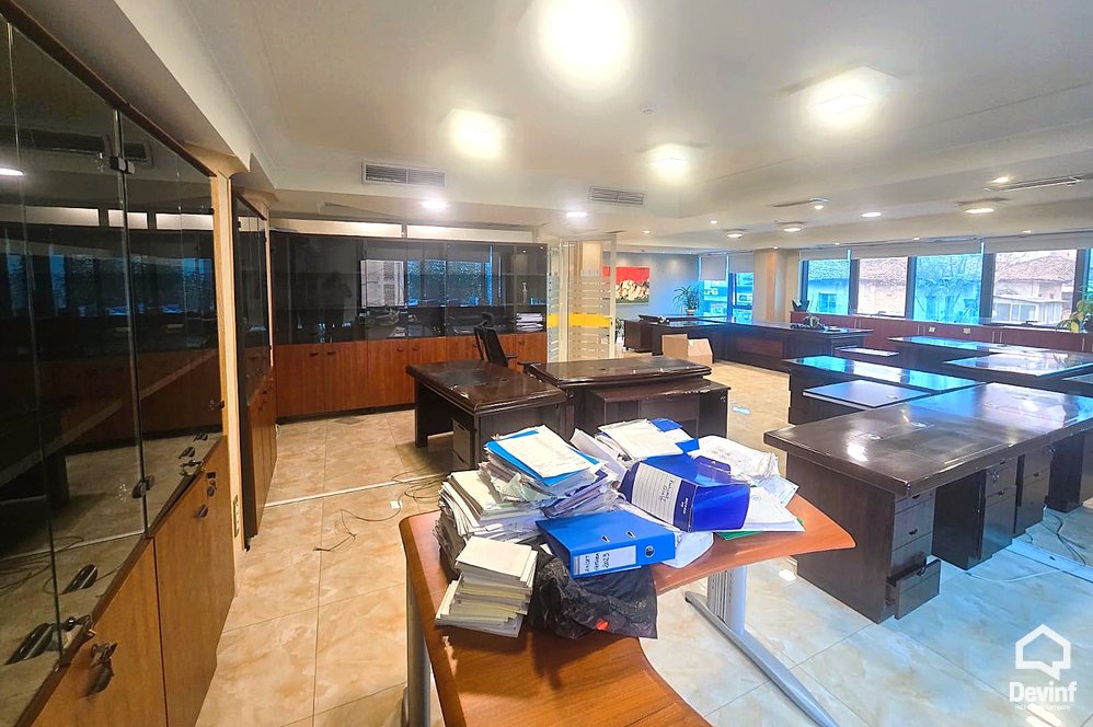 Tirane For Rent Office   Office qender estetike klinike spitalore