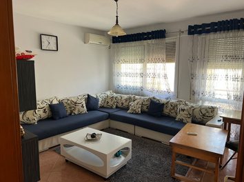 Apartament Shitje Mali i Robit, Golem