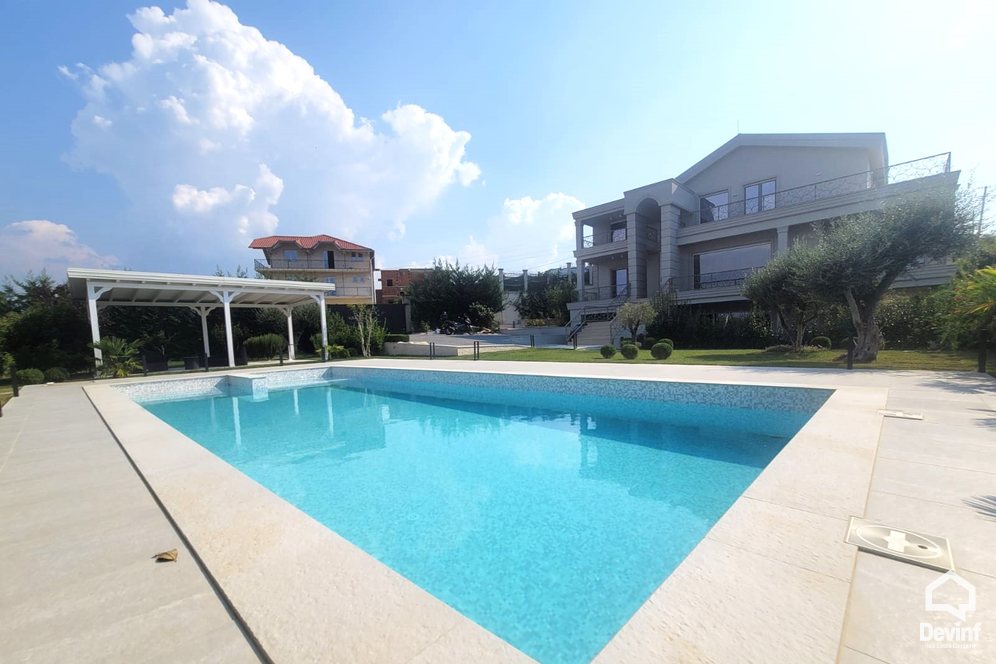 Tirane For Sale Villa Me shume se 4 dhoma Villa in the Farka area, only 5 kilometers from the center of Tirana Villa