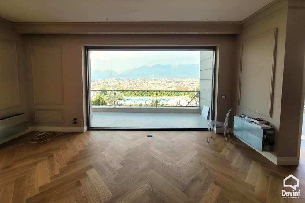 Tirane For Sale Villa Me shume se 4 dhoma Villa in the Farka area, only 5 kilometers from the center of Tirana Villa
