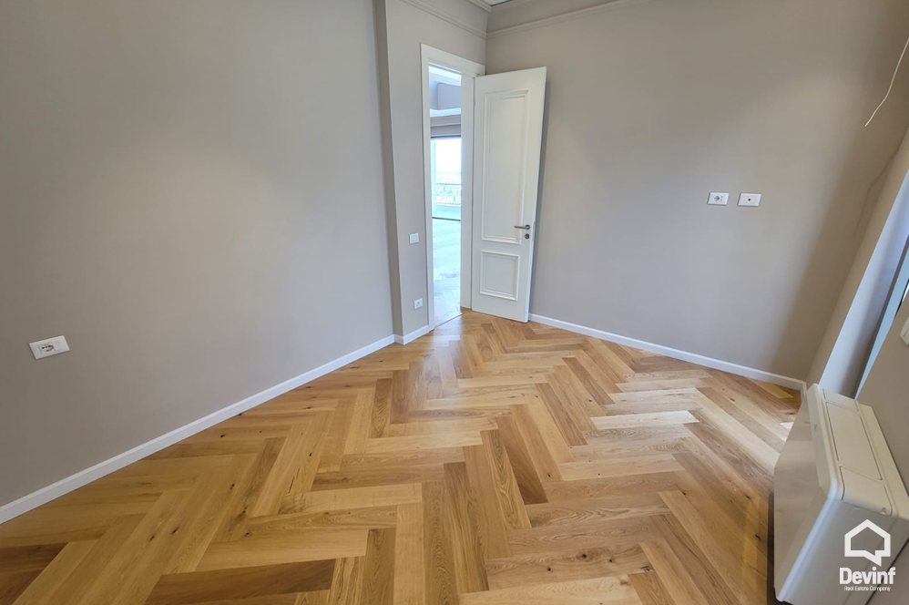 Tirane For Sale Villa Me shume se 4 dhoma Villa in the Farka area, only 5 kilometers from the center of Tirana Villa