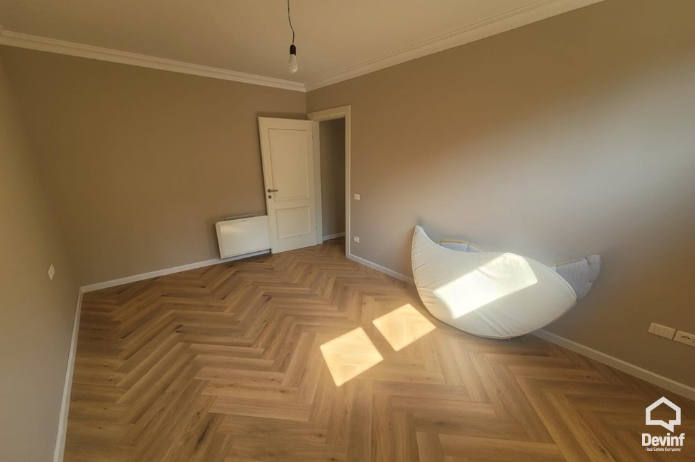 Tirane For Sale Villa Me shume se 4 dhoma Villa in the Farka area, only 5 kilometers from the center of Tirana Villa
