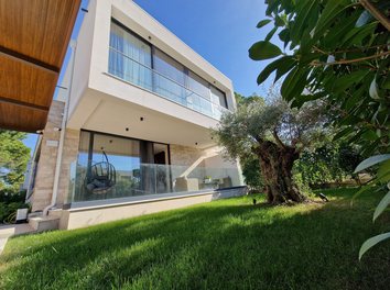 Vile Shitje San Pietro Resort & Residences, Gjiri i Lalezit