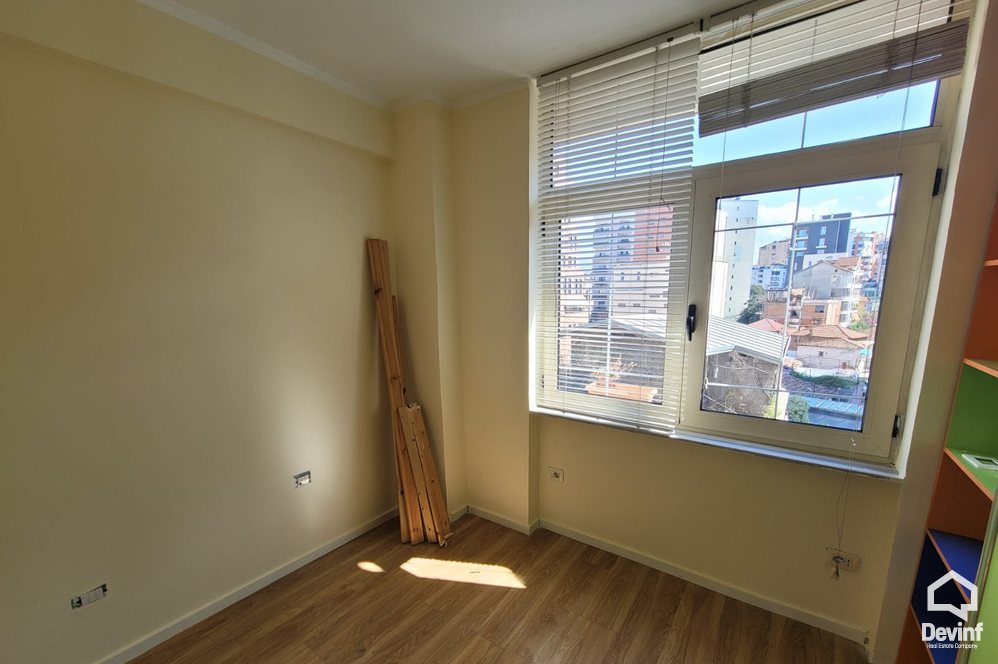 Tirane For Rent Apartment 2+1+A Barrikada Street Apartment