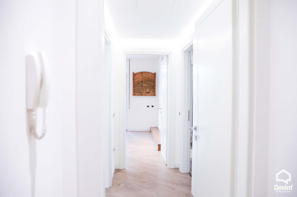 Tirane Qera Apartament 2+1+A Apartament ne qender te Tiranes apartament