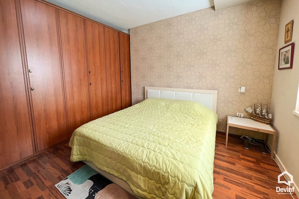 Tirane Shitje Apartament 2+1+A Komuna e Parisit, prane Kristal Center apartament