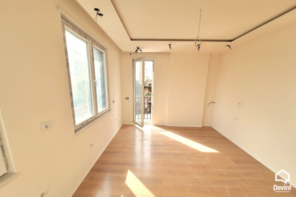 Tirane Qera Apartament 1+1 Sheshi Avni Rustemi, Pazari i Ri apartament
