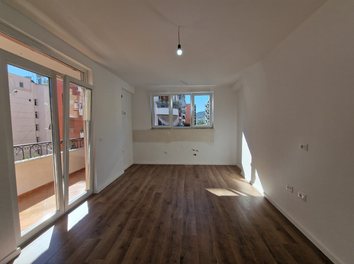 Apartament Shitje Rruga Margarita Tutulani
