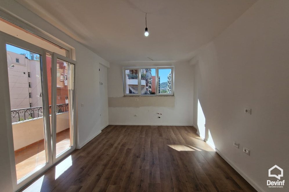 Tirane Shitje Apartament 1+1 Rruga Margarita Tutulani apartament Booking/AirBnB