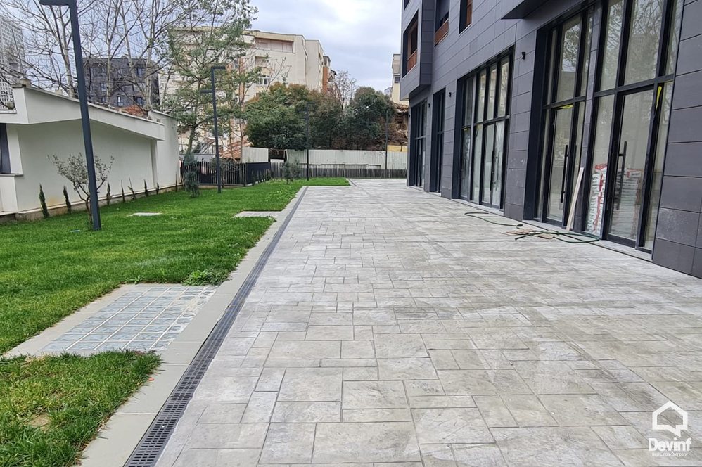 Tirane For Rent Shop  Shop located close to Avni Rustemi Square qender estetike qender masazhi Shop spa klinike dentare Bar-Coffee