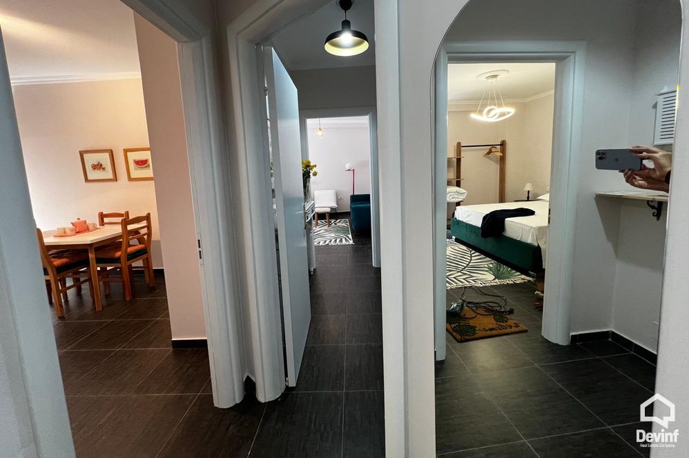 Tirane Qera Apartament 2+1 Apartament ne qender te Tiranes apartament Booking/AirBnB