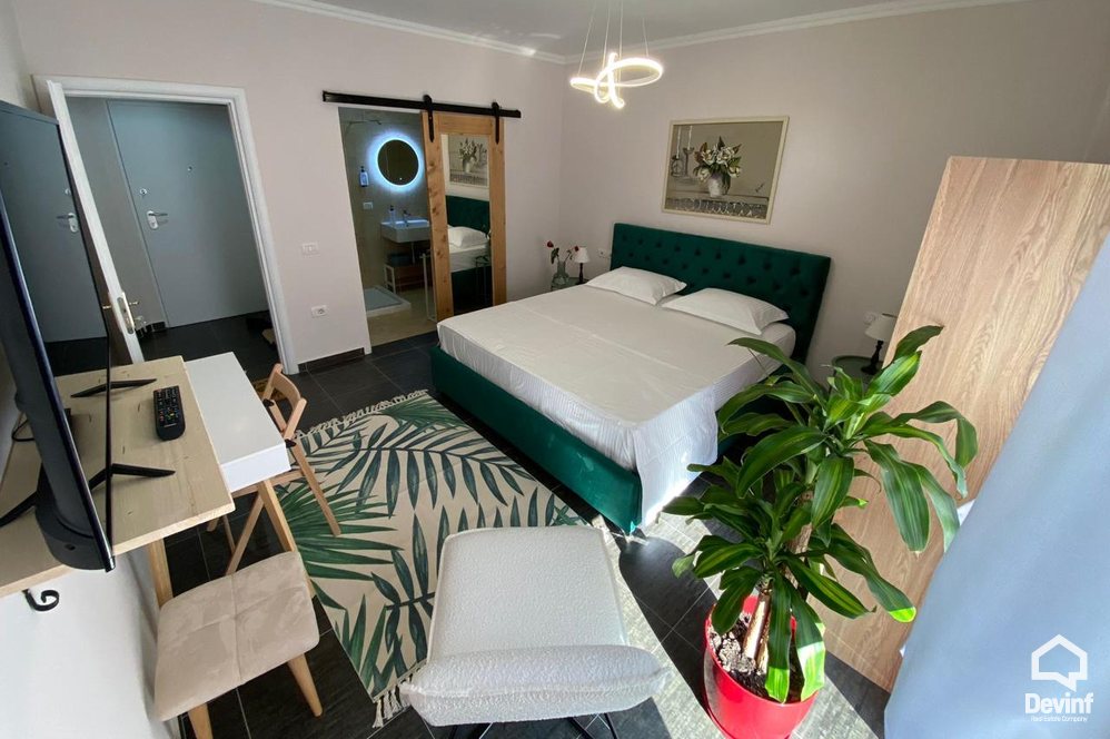 Tirane Qera Apartament 2+1 Apartament ne qender te Tiranes apartament Booking/AirBnB