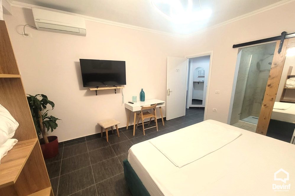 Tirane Qera Apartament 2+1 Apartament ne qender te Tiranes apartament Booking/AirBnB