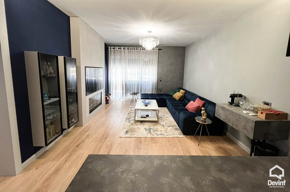 Tirane For Sale Apartment 2+1+A Dry Lake, near the Radisson Collection Hotel Apartment