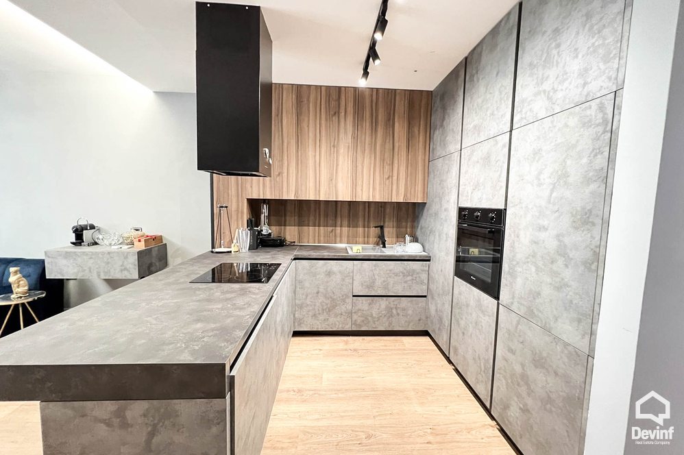 Tirane For Sale Apartment 2+1+A Dry Lake, near the Radisson Collection Hotel Apartment