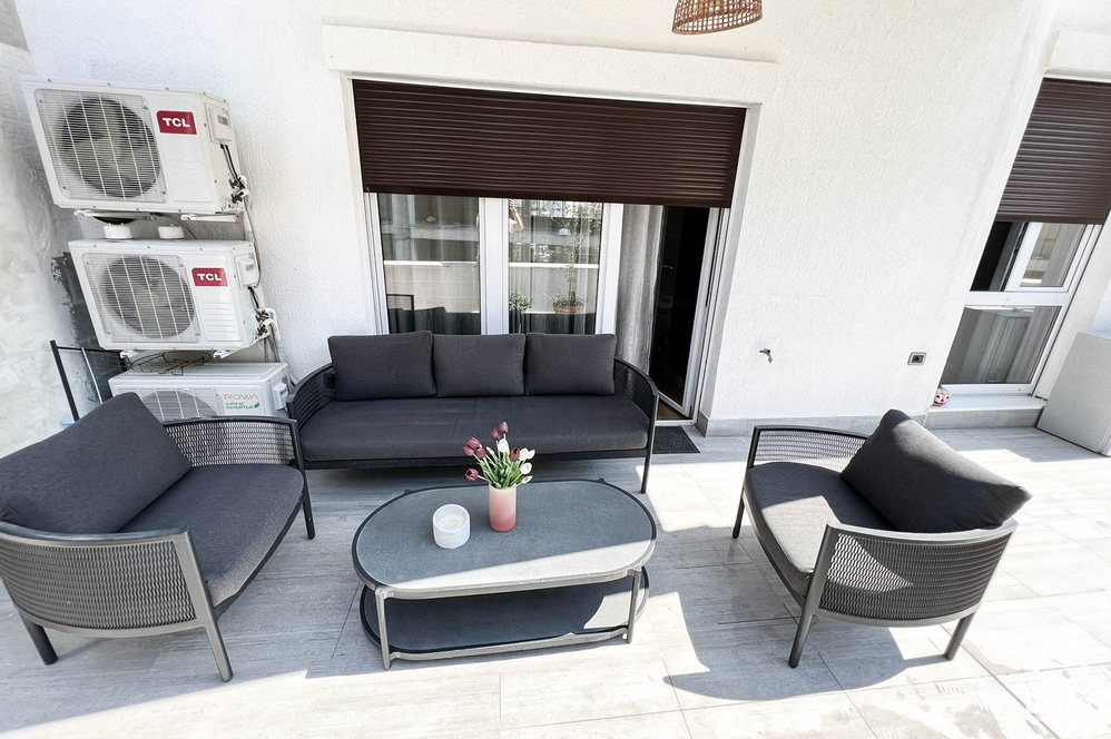 Tirane For Sale Apartment 2+1+A Dry Lake, near the Radisson Collection Hotel Apartment