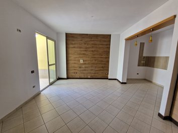 Apartament Shitje Rruga e Kavajes, prane Globe Center