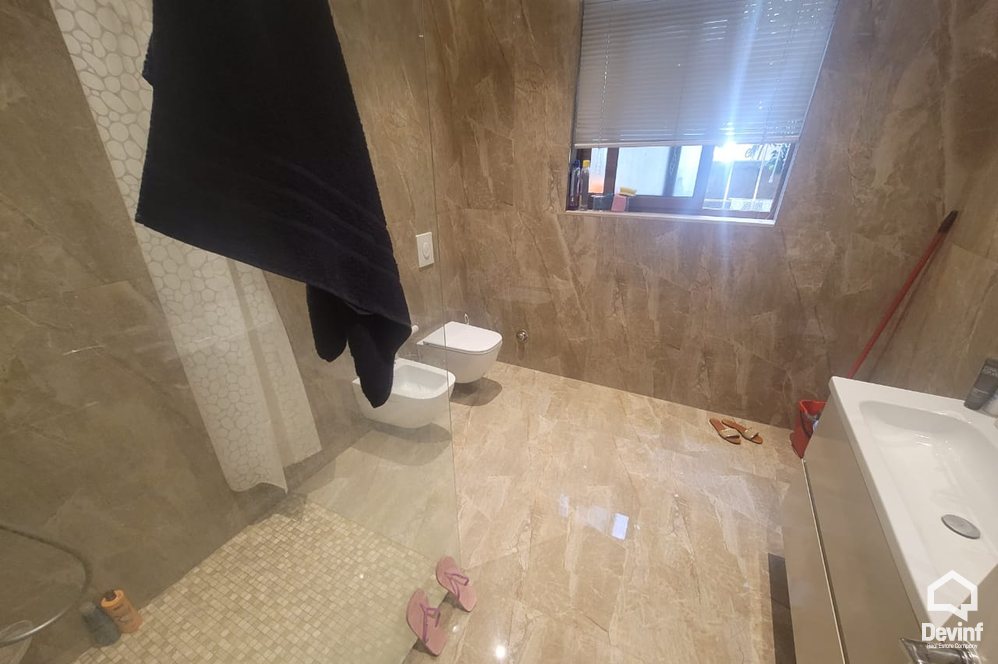 Tirane Qera Apartament 1+1 Apartament prane Qendres Globe ne Rr. Kavajes apartament kat vile