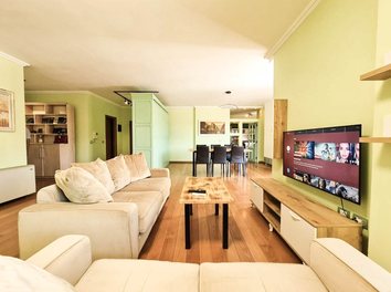Apartament Shitje Rruga Emin Duraku, prane Stadiumit Dinamo