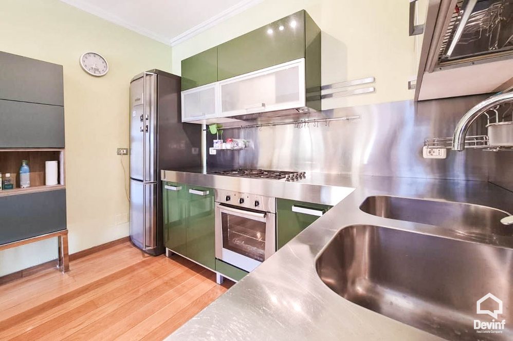 Tirane Shitje Apartament 2+1+A Rruga Emin Duraku, prane Stadiumit Dinamo apartament
