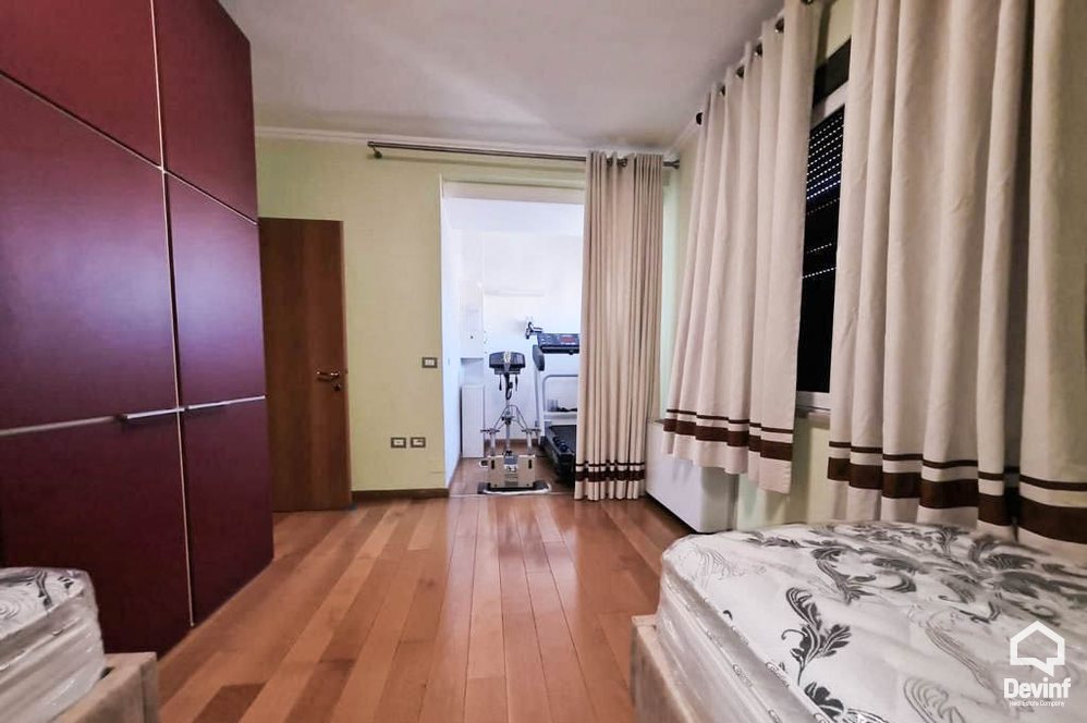 Tirane Shitje Apartament 2+1+A Rruga Emin Duraku, prane Stadiumit Dinamo apartament