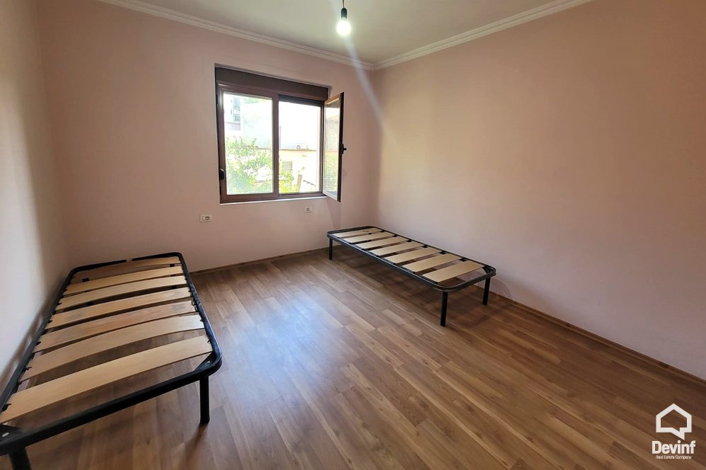 Tirane For Rent Apartment 3+1 Apartment located close to the Ministry of Justice Apartment Office shkolle kursesh