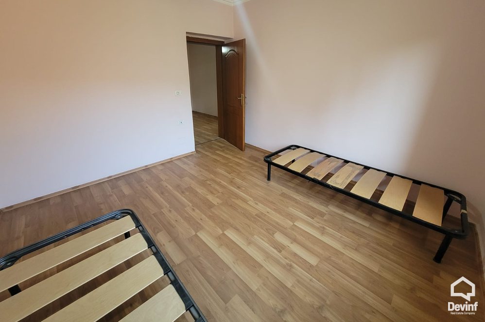Tirane For Rent Apartment 3+1 Apartment located close to the Ministry of Justice Apartment Office shkolle kursesh