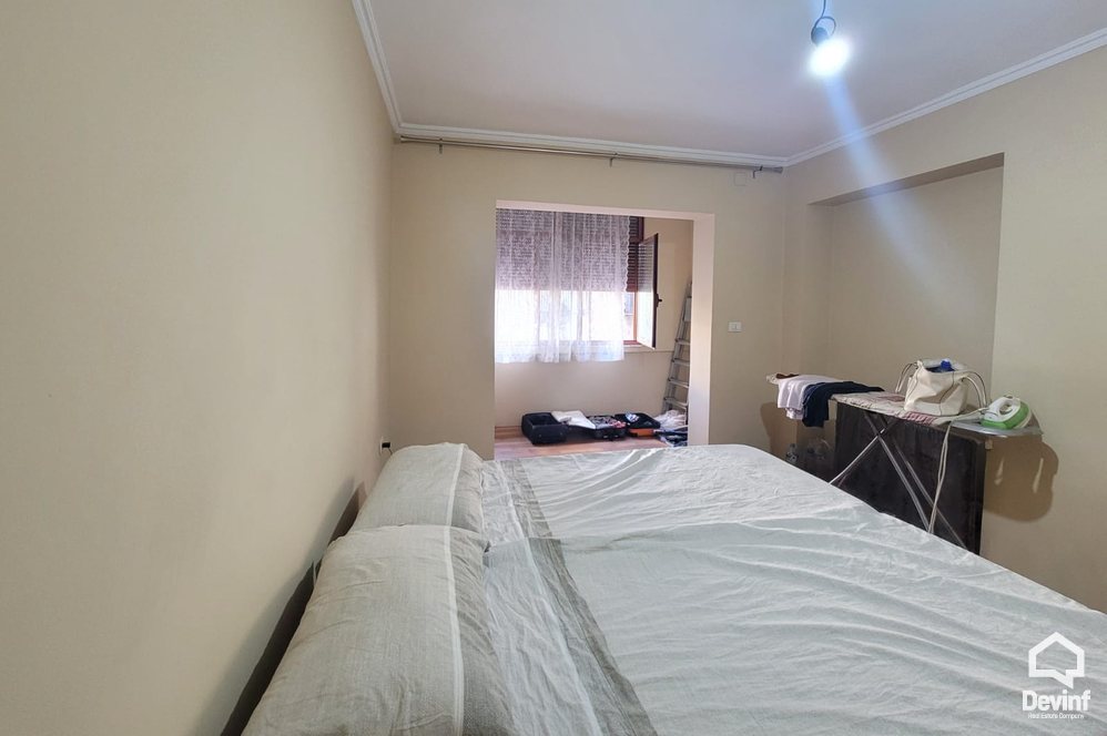 Tirane For Rent Apartment 3+1 Apartment located close to the Ministry of Justice Apartment Office shkolle kursesh