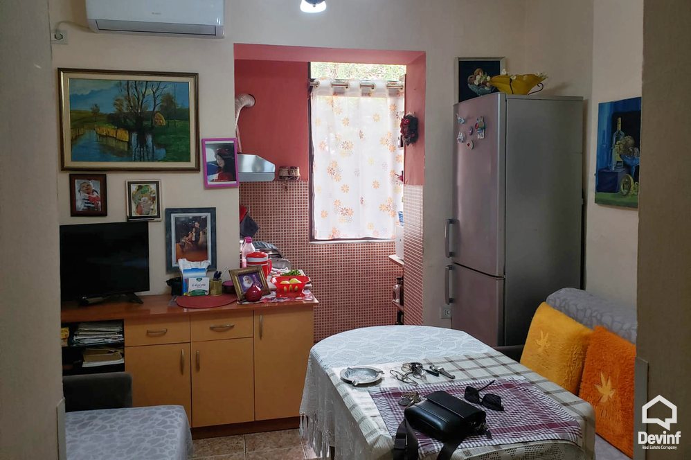 Tirane For Sale Apartment 3+1 Apartment located in Vaso Pasha Street Apartment