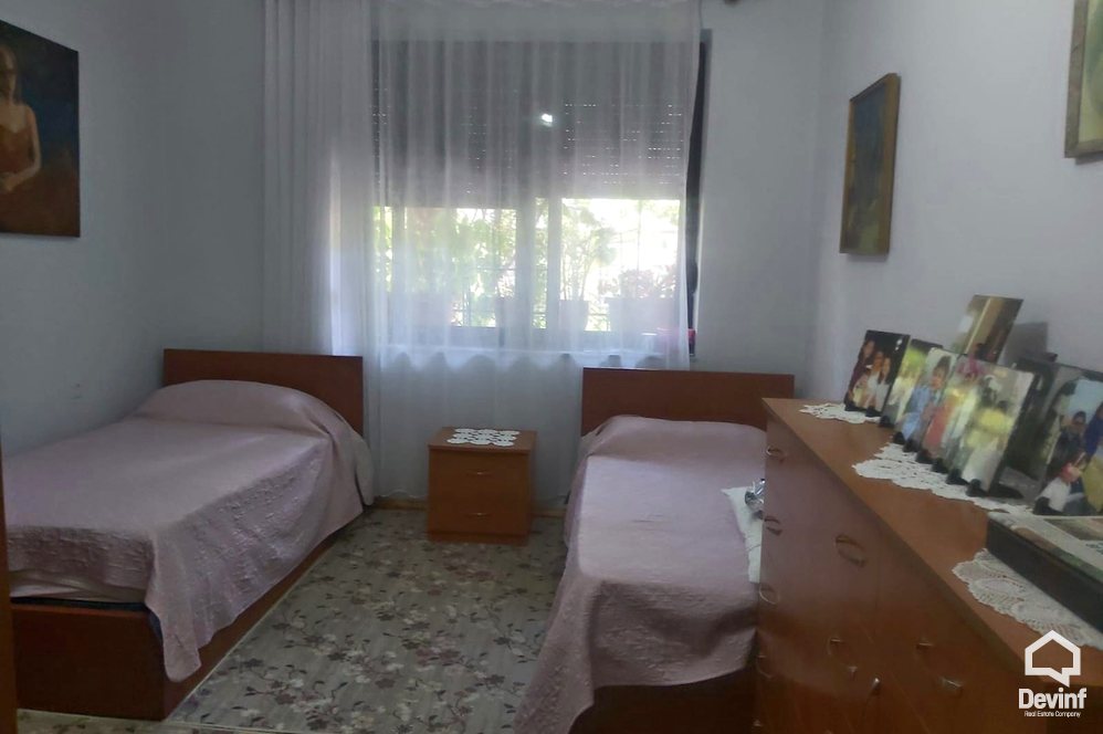 Tirane For Sale Apartment 3+1 Apartment located in Vaso Pasha Street Apartment