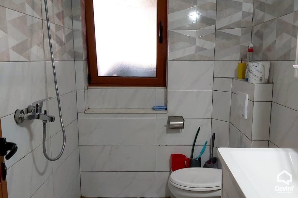 Tirane For Sale Apartment 3+1 Apartment located in Vaso Pasha Street Apartment
