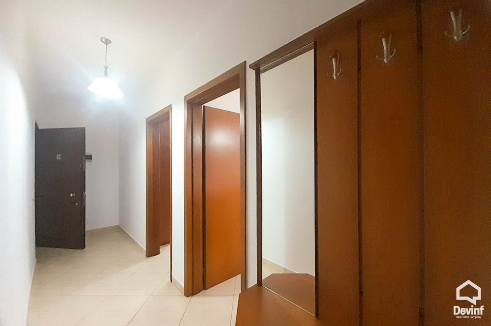 Tirane Shitje Apartament 1+1+A Rruga Him Kolli, prane kryqezimit me rrugen Myslym Shyri apartament