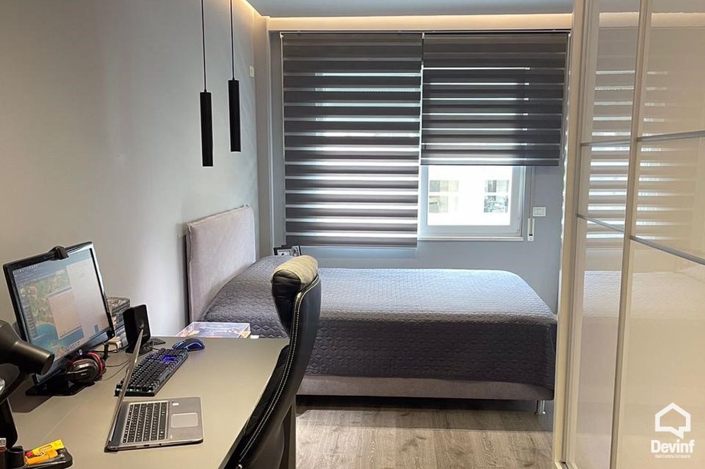 Tirane Qera Apartament 2+1 Apartamenti ndodhet tek Rr. Komuna e Parisit apartament