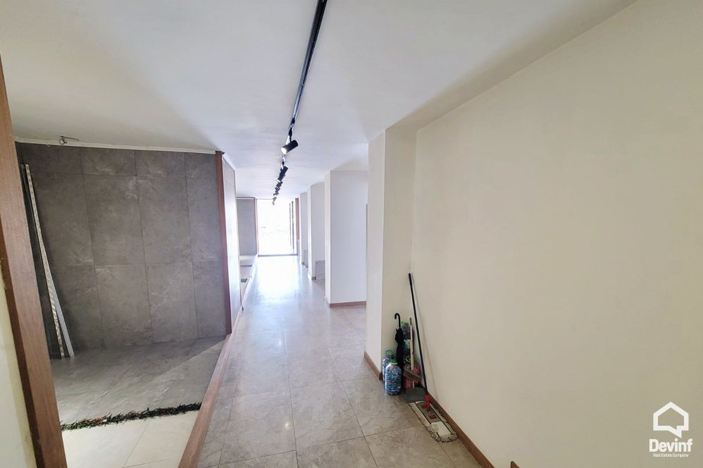 Tirane For Rent Warehouse  Showroom in Tirana-Durres Hogjway Office Multifunctional Building show room ekspozite