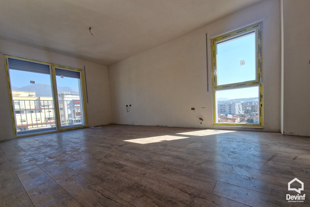 Tirane Shitje Apartament 2+1 Rruga Xhanfize Keko, Sheshi Shtraus, zona e Xhamllikut apartament