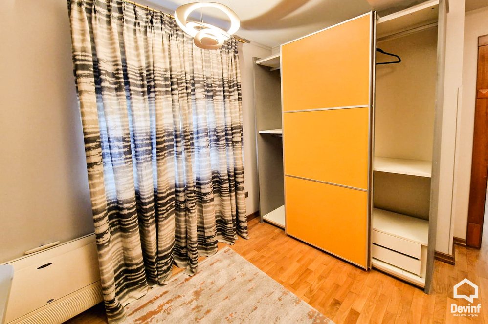 Tirane For Sale Apartment 4+1 Zogu I Boulevard Apartment