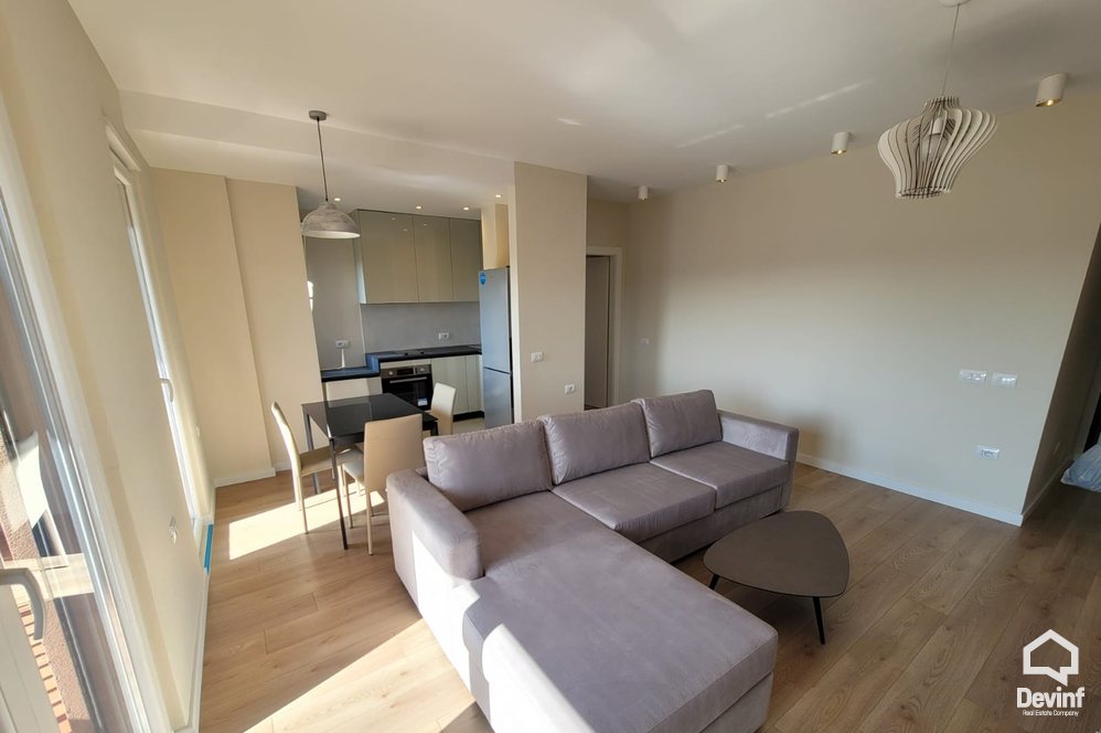 Tirane Qera Apartament 1+1+A Apartament tek Pazari i Ri apartament